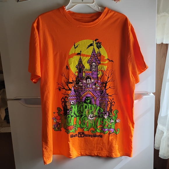 Disney Parks -Walt Disney World- Mickey & Friends, Happy Halloween T-Shirt Large - Picture 2 of 8